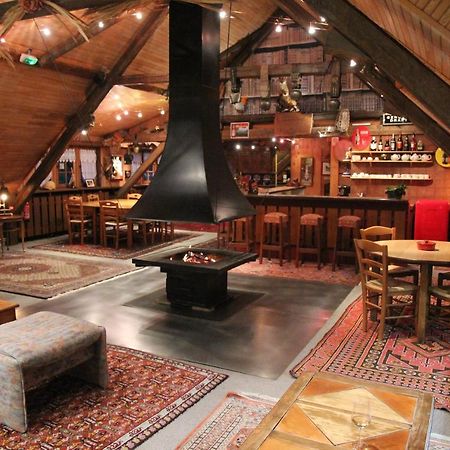 Guest House Chalet Saint Roch Albiez-Montrond Exteriör bild