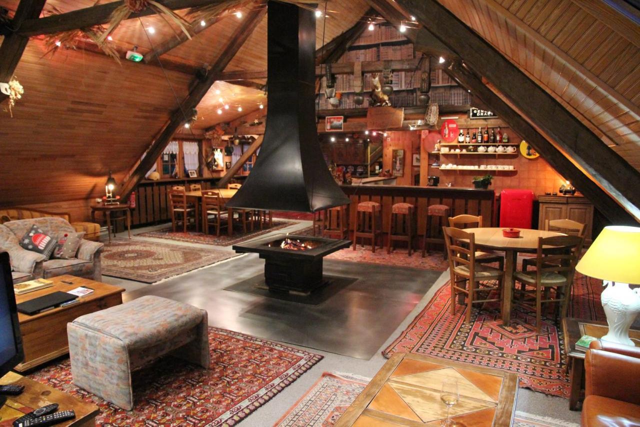 Guest House Chalet Saint Roch Albiez-Montrond Exteriör bild